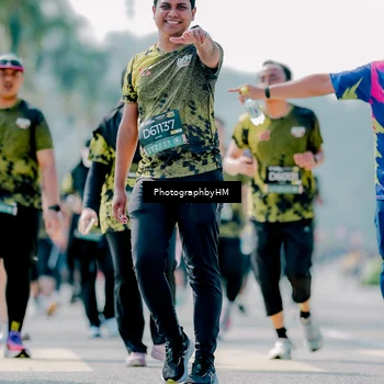 Runner Photo 6471387