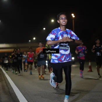 Runner Photo 6471496