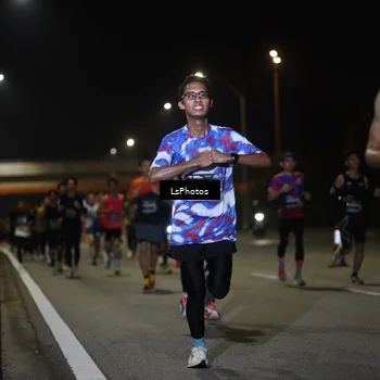 Runner Photo 6471523