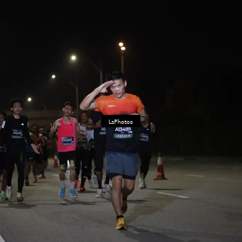 Runner Photo 6471524