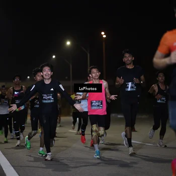 Runner Photo 6471549