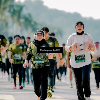 Runner Photo 6471553