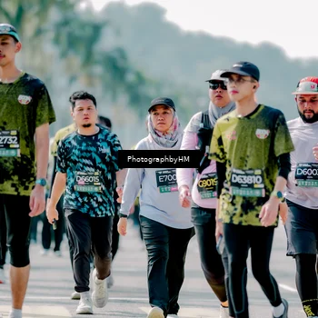 Runner Photo 6471584