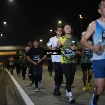 Runner Photo 6471690