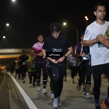 Runner Photo 6471708