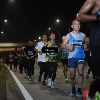 Runner Photo 6471726