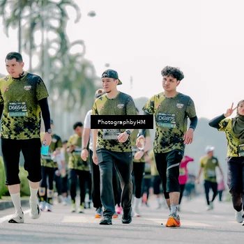 Runner Photo 6471737