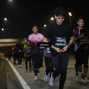 Runner Photo 6471891