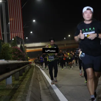 Runner Photo 6471965