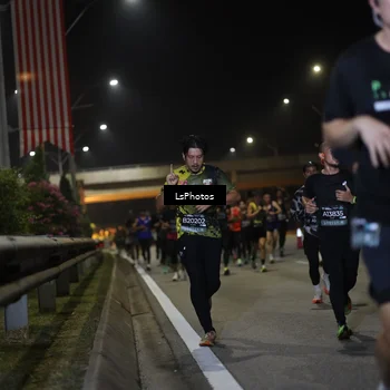 Runner Photo 6471990