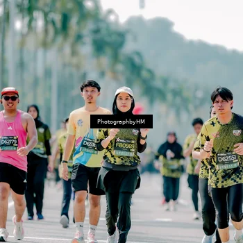 Runner Photo 6472051