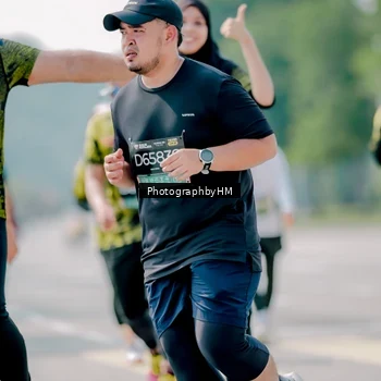 Runner Photo 6472242