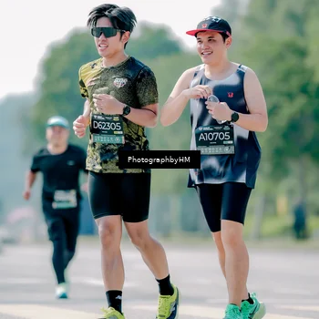 Runner Photo 6472363