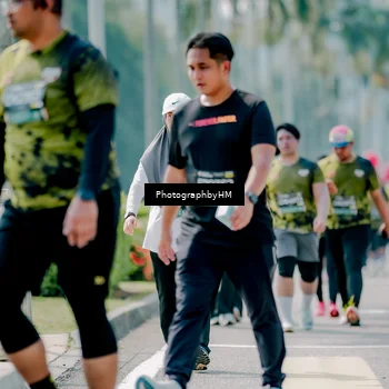 Runner Photo 6472442