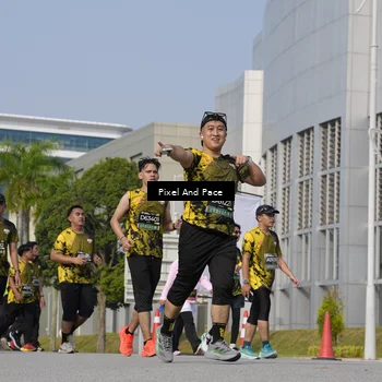 Runner Photo 6472716