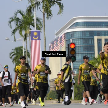 Runner Photo 6472736