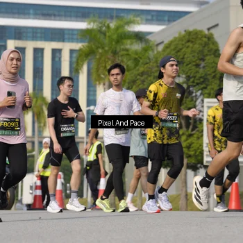 Runner Photo 6472799