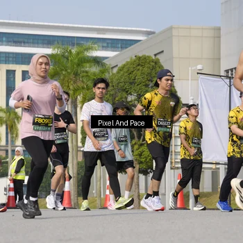 Runner Photo 6472801