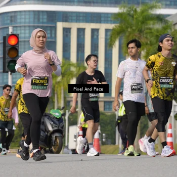 Runner Photo 6472853