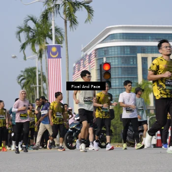 Runner Photo 6472854
