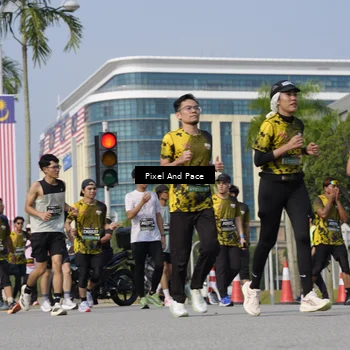 Runner Photo 6472857