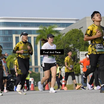 Runner Photo 6472862