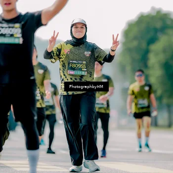 Runner Photo 6472888