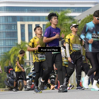 Runner Photo 6472890
