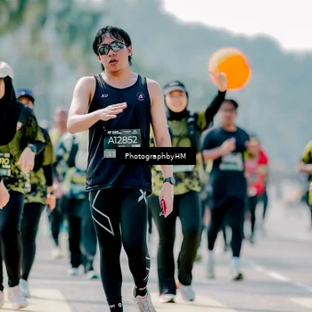 Runner Photo 6472895