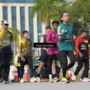 Runner Photo 6472922