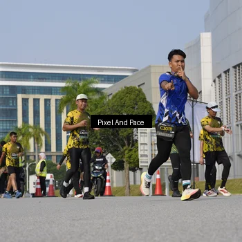 Runner Photo 6472962