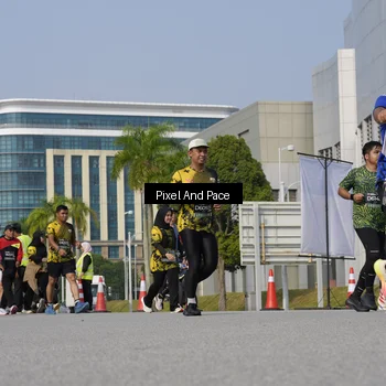 Runner Photo 6472965