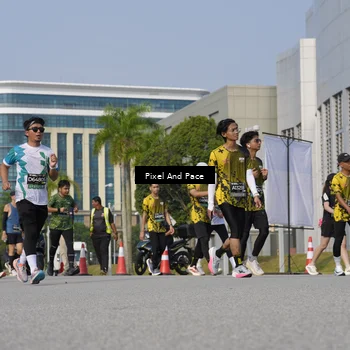 Runner Photo 6473012