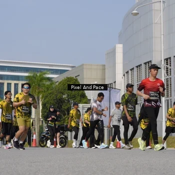 Runner Photo 6473062