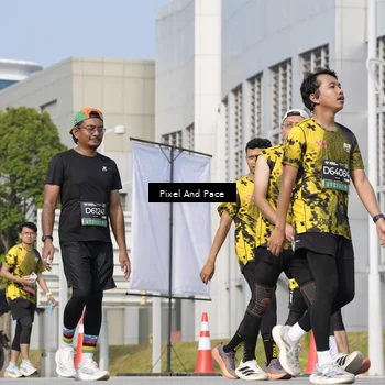 Runner Photo 6473103