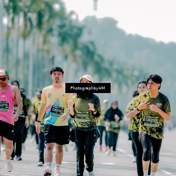 Runner Photo 6473129