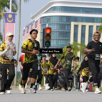Runner Photo 6473130