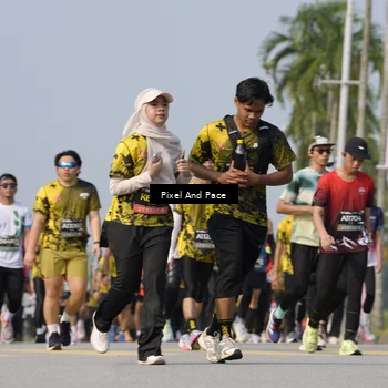 Runner Photo 6473162
