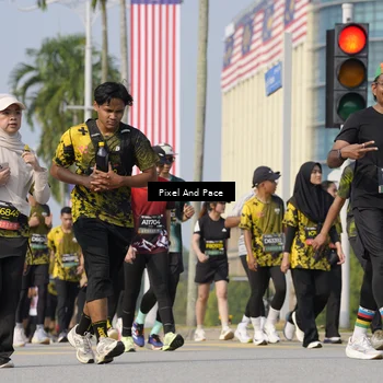 Runner Photo 6473190