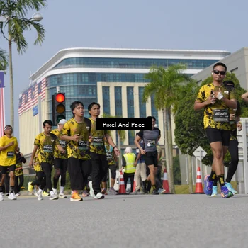 Runner Photo 6473205
