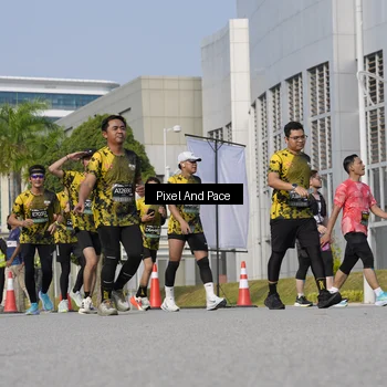 Runner Photo 6473246