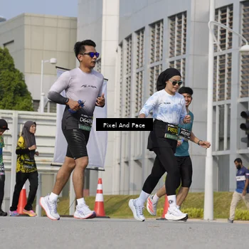 Runner Photo 6473338