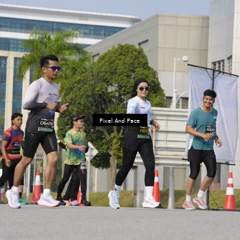 Runner Photo 6473398