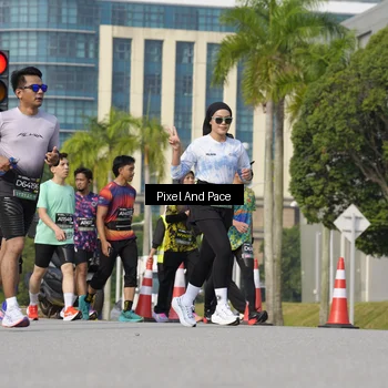Runner Photo 6473426