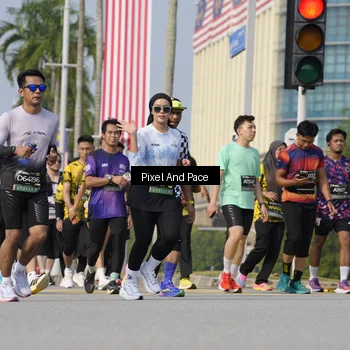 Runner Photo 6473447