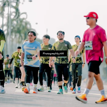 Runner Photo 6473472