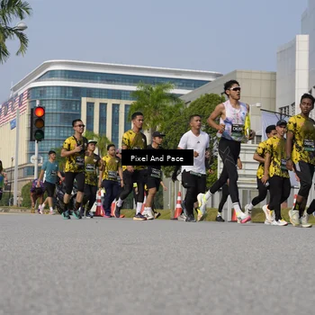 Runner Photo 6473484