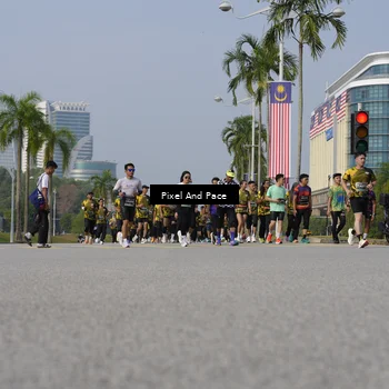 Runner Photo 6473500