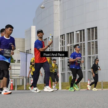Runner Photo 6473648