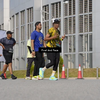 Runner Photo 6473849